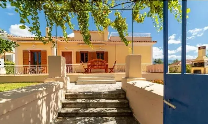 Katerina Bbq & Pool! * Metaxáta