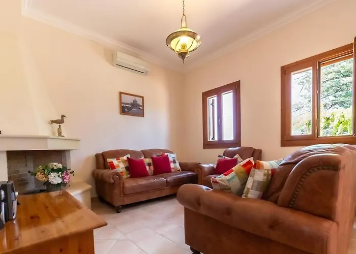 Katerina Bbq & Pool! Villa *