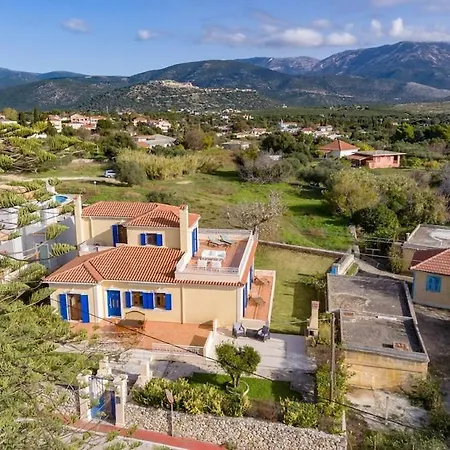 Katerina Bbq & Pool! *